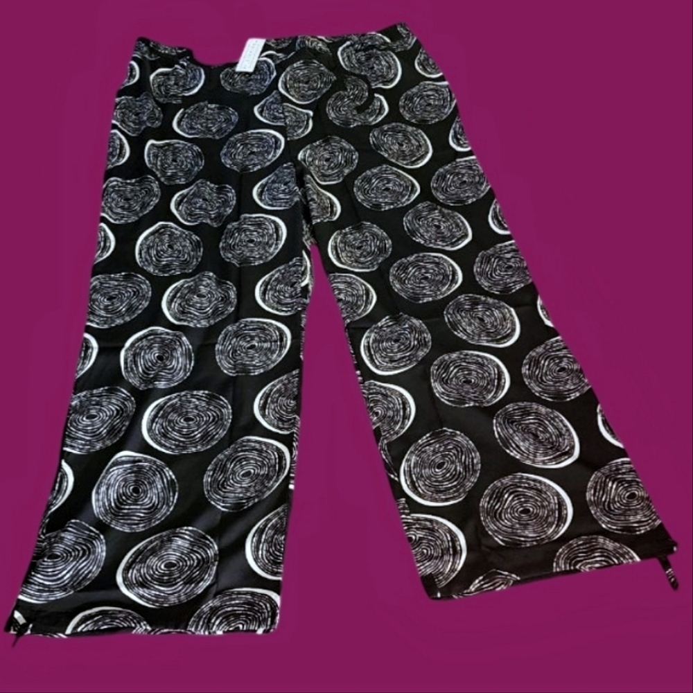 Chic Ni City Swirl Pattern Pants - Black & White